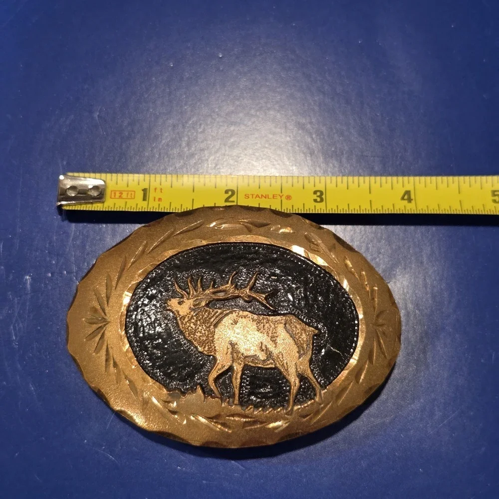 Unbranded oval belt